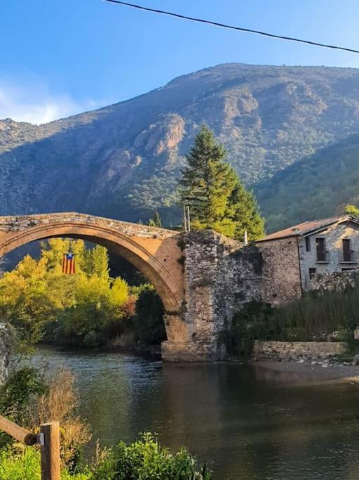 Un Tros De Sal. Casa Rural A Gerri De La Sal. Villa Exterior foto